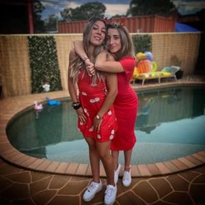 Meet your Posher, Jennyfer